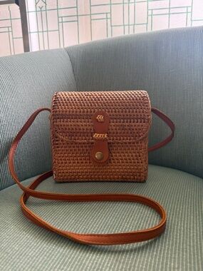 Vintage Woven Rattan Crossbody Bag Brown Leather Strap Boho Summer Mini Purse